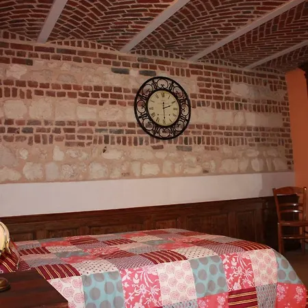 Casa de Férias - De La Tourelle De 2 à 9 Personnes *